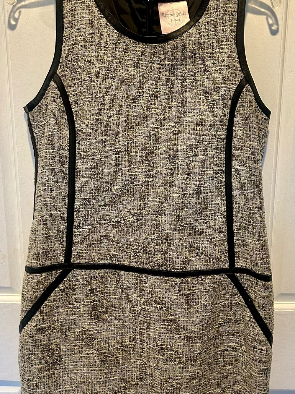 Romeo & Juliet Couture Black and White Tweed Shift Dress Top